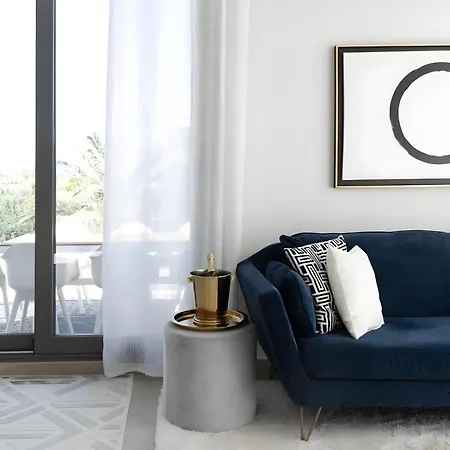 Bright Luxury Design Penthouse * Εστεπόνα